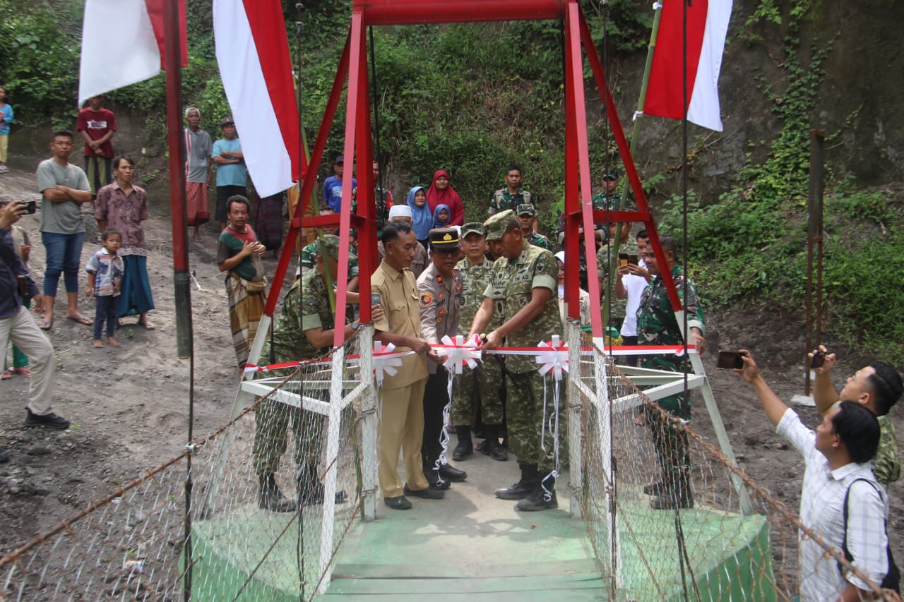 83b244c5-1003-4d6d-87bb-cecb6e467dee