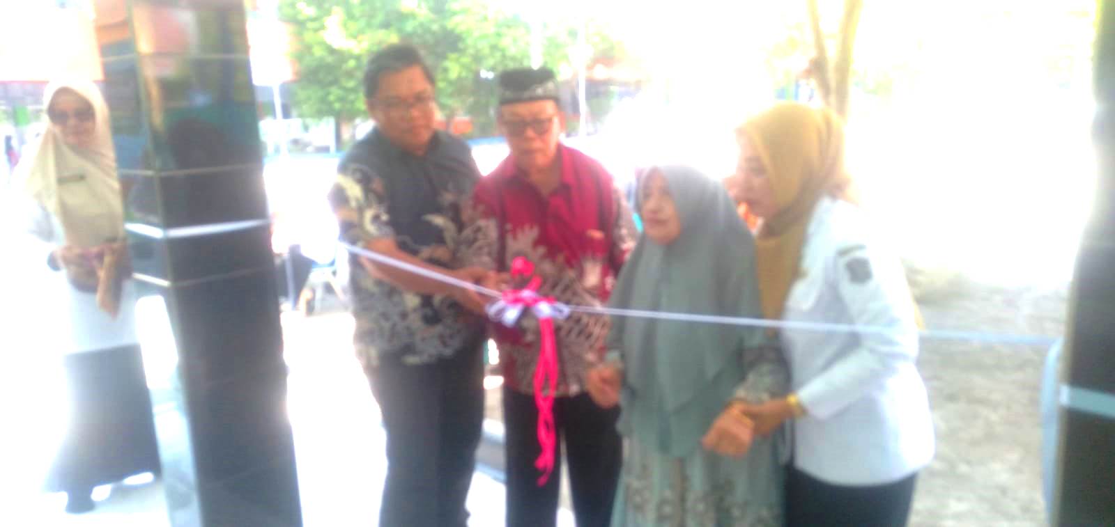 ee4733a0-d5ad-41af-af86-ffd3005581f9
